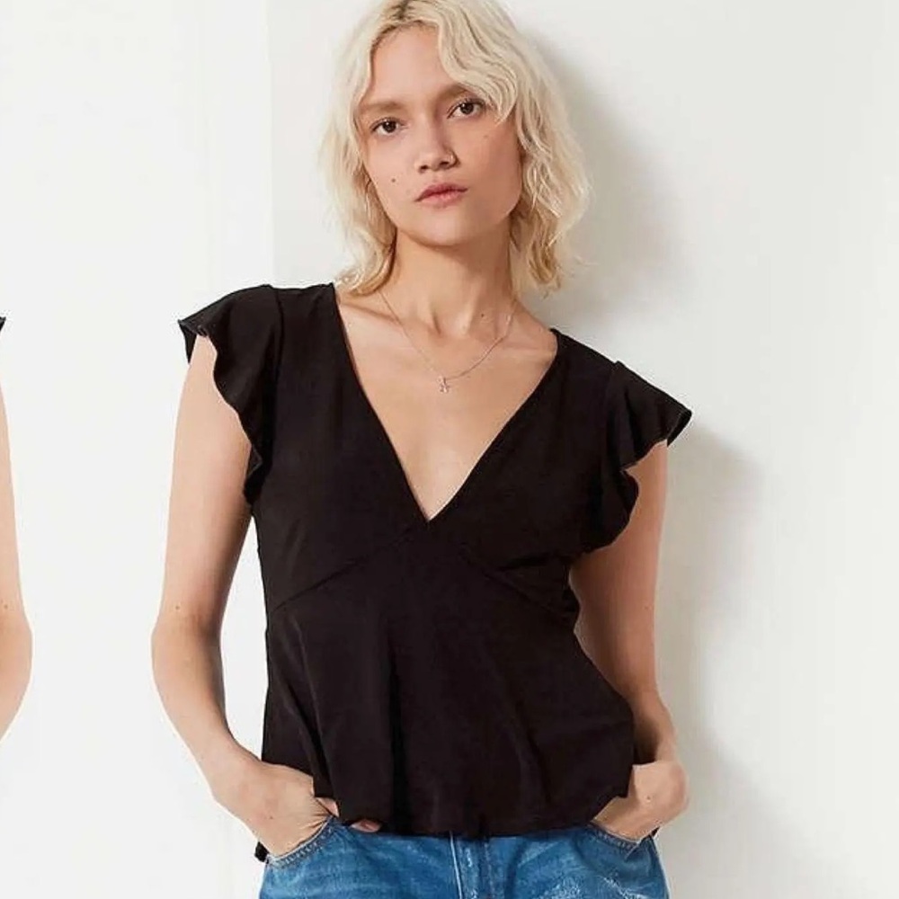 Urban Outfitters Black Flirty Top XS